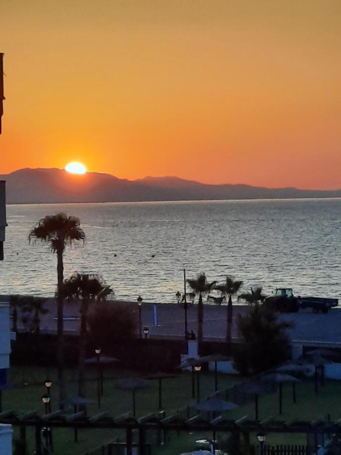 Noria 2, Pied Dans Le Sable, Magnifique Vue Mer, Piscine, Garage, Climatisation San Luis de Sabinillas Exterior photo